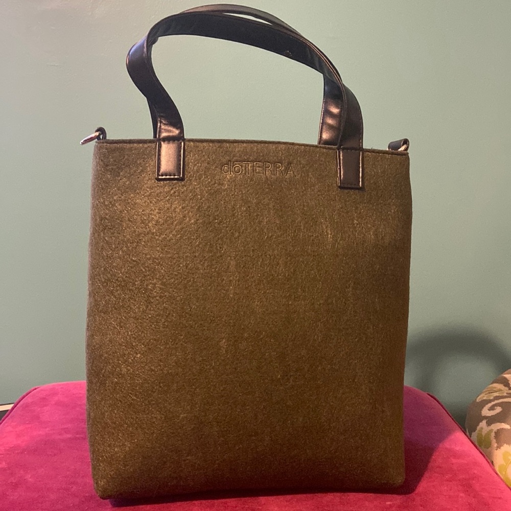 Green Doterra felted medium tote with shoulder strap.